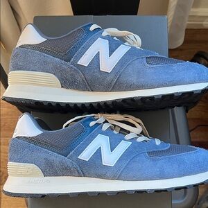 New Balance Men's Blue Sneakers size 11 NEW never worn with box